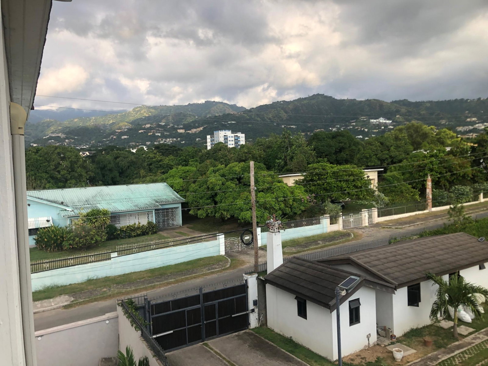 Sixteenth image of Apt 5-15 Halifax Ave Kgn 6 in Kingston 6, St. Andrew, Jamaica - property is For Rent