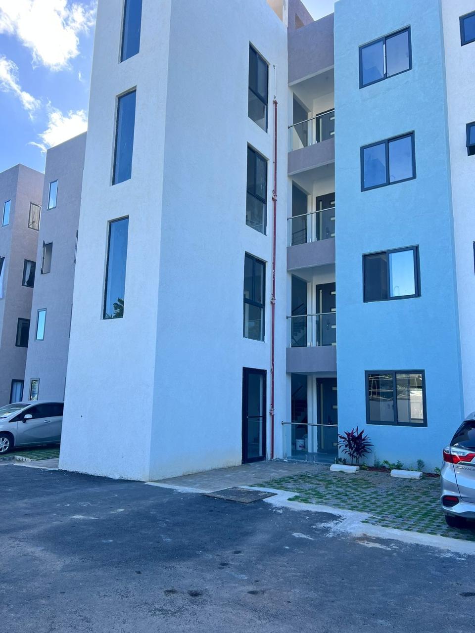 Seventeenth image of 11-42 Grosvenor Terrace in Kingston 8, St. Andrew, Jamaica - property is For Rent