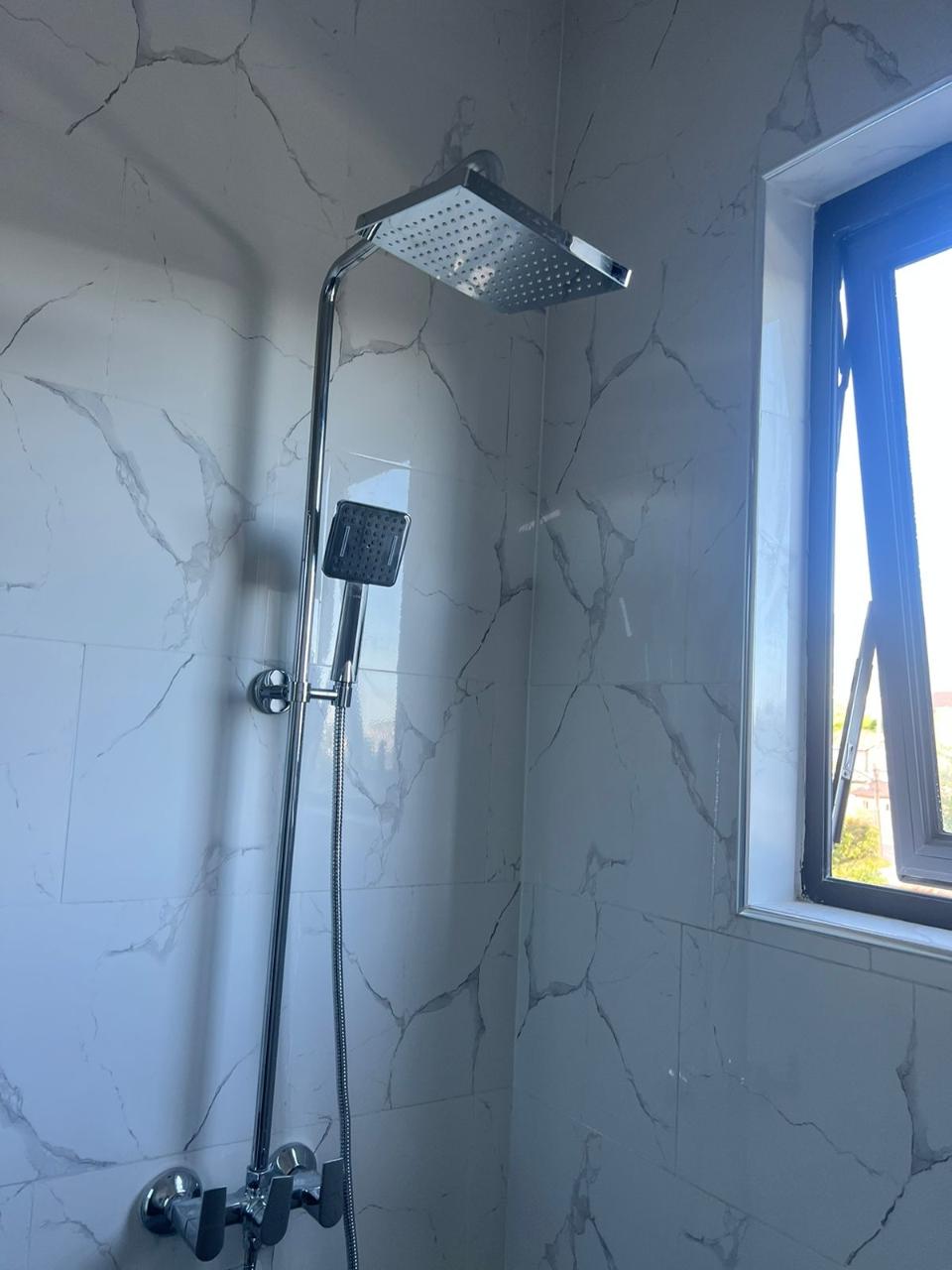 Seventh image of 11-42 Grosvenor Terrace in Kingston 8, St. Andrew, Jamaica - property is For Rent