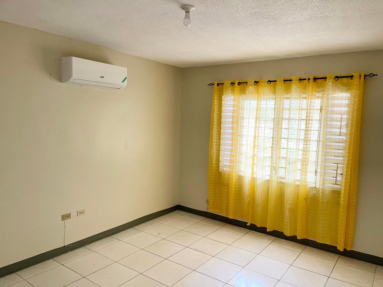 Fourteenth image of 13 Merrivale Close in Kingston 8, St. Andrew, Jamaica - property is For Rent