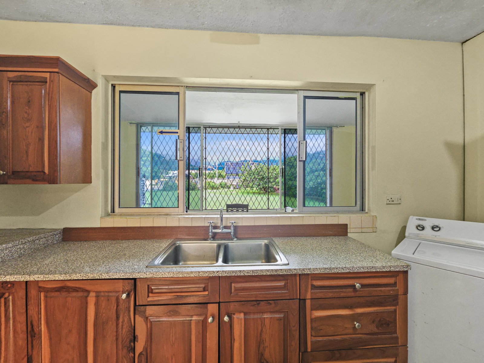 Sixth image of 40-202 Old Hope Road in Kingston 7, St. Andrew, Jamaica - property is For Rent