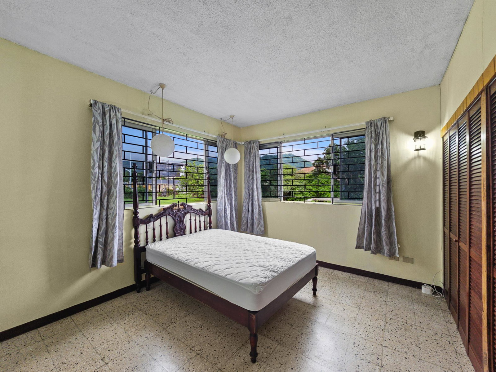 Ninth image of 40-202 Old Hope Road in Kingston 7, St. Andrew, Jamaica - property is For Rent