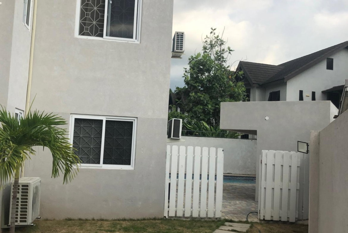 Fourth image of Apt 5-15 Halifax Avenue Kgn 6 in Kingston 6, St. Andrew, Jamaica - property is For Sale