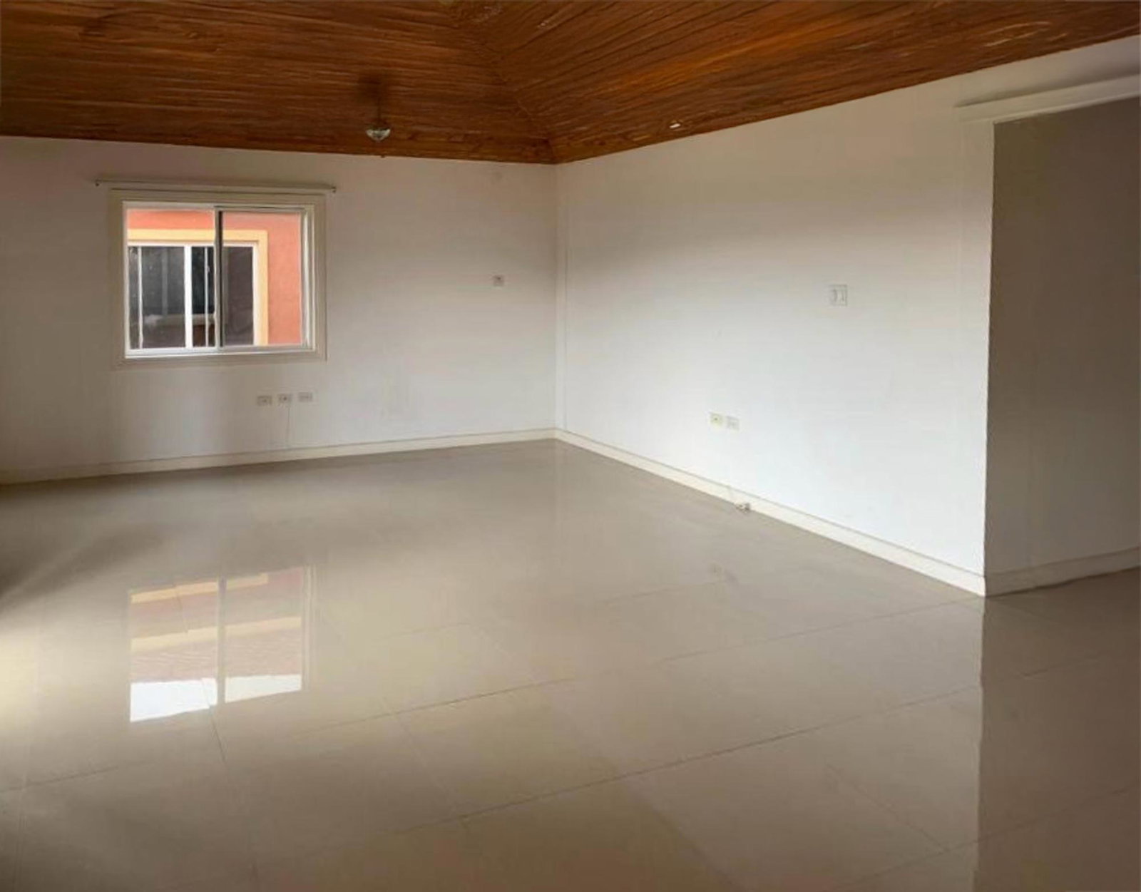 Fifth image of 11-3 University Crescent in Kingston 6, St. Andrew, Jamaica - property is For Sale