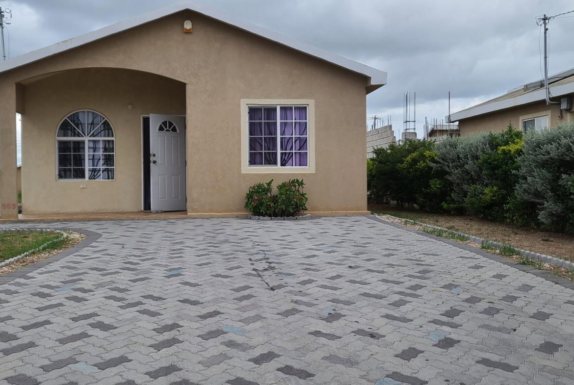 First image of 569 Pheonix Park Village 1 st in Phoenix Park, St. Catherine, Jamaica - property is For Rent