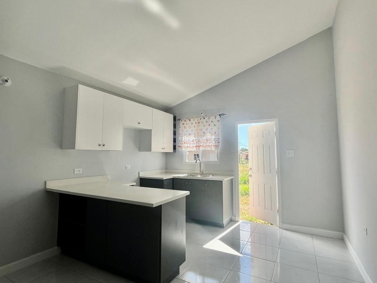 Eleventh image of 415 Julie Crescent, Whim Esta in Old Harbour, St. Catherine, Jamaica - property is For Rent