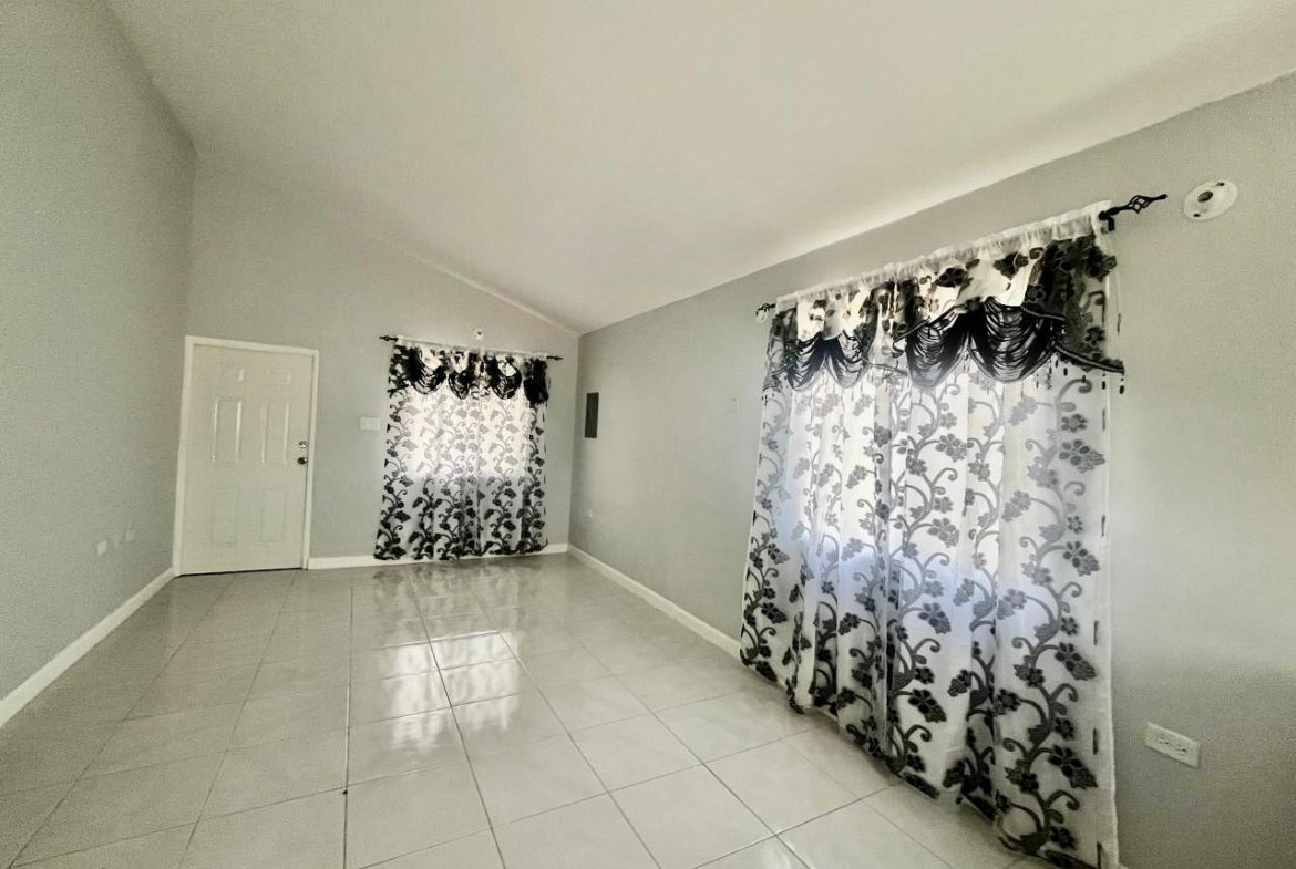 Fifteenth image of 415 Julie Crescent, Whim Esta in Old Harbour, St. Catherine, Jamaica - property is For Rent