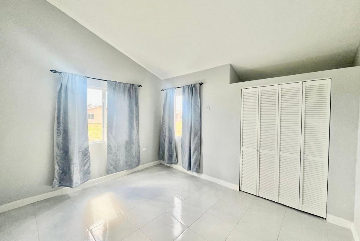 Sixteenth image of 415 Julie Crescent, Whim Esta in Old Harbour, St. Catherine, Jamaica - property is For Rent