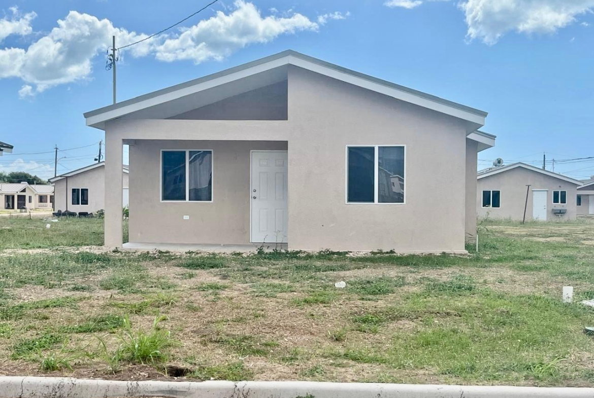 Fourth image of 415 Julie Crescent, Whim Esta in Old Harbour, St. Catherine, Jamaica - property is For Rent