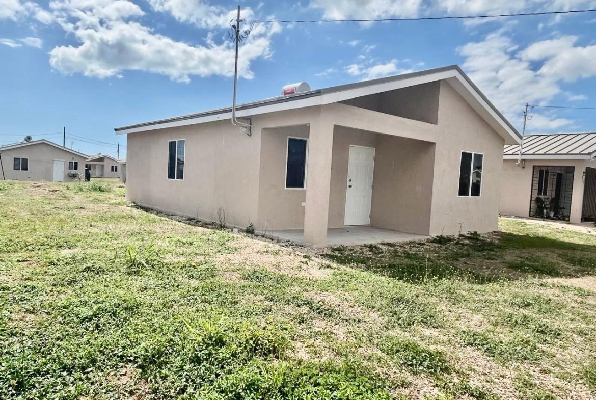 Fifth image of 415 Julie Crescent, Whim Esta in Old Harbour, St. Catherine, Jamaica - property is For Rent