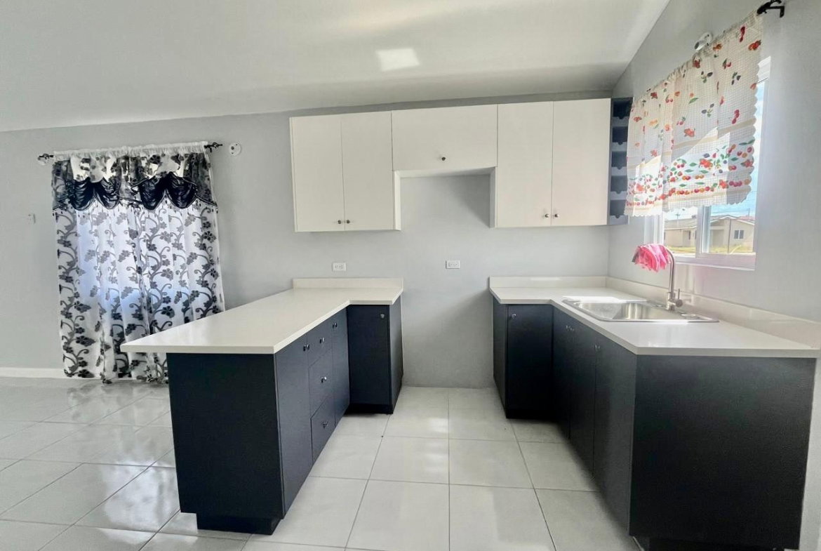 Eighth image of 415 Julie Crescent, Whim Esta in Old Harbour, St. Catherine, Jamaica - property is For Rent