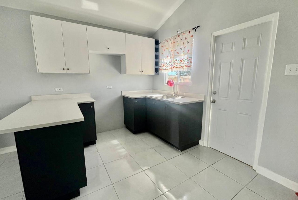 Ninth image of 415 Julie Crescent, Whim Esta in Old Harbour, St. Catherine, Jamaica - property is For Rent