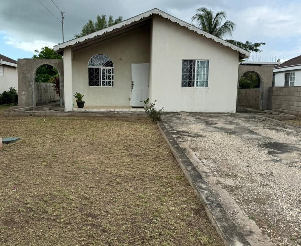 First image of Lot 657-21 Waves Avenue, New Harbour in New Harbour Village, St. Catherine, Jamaica - property is For Sale