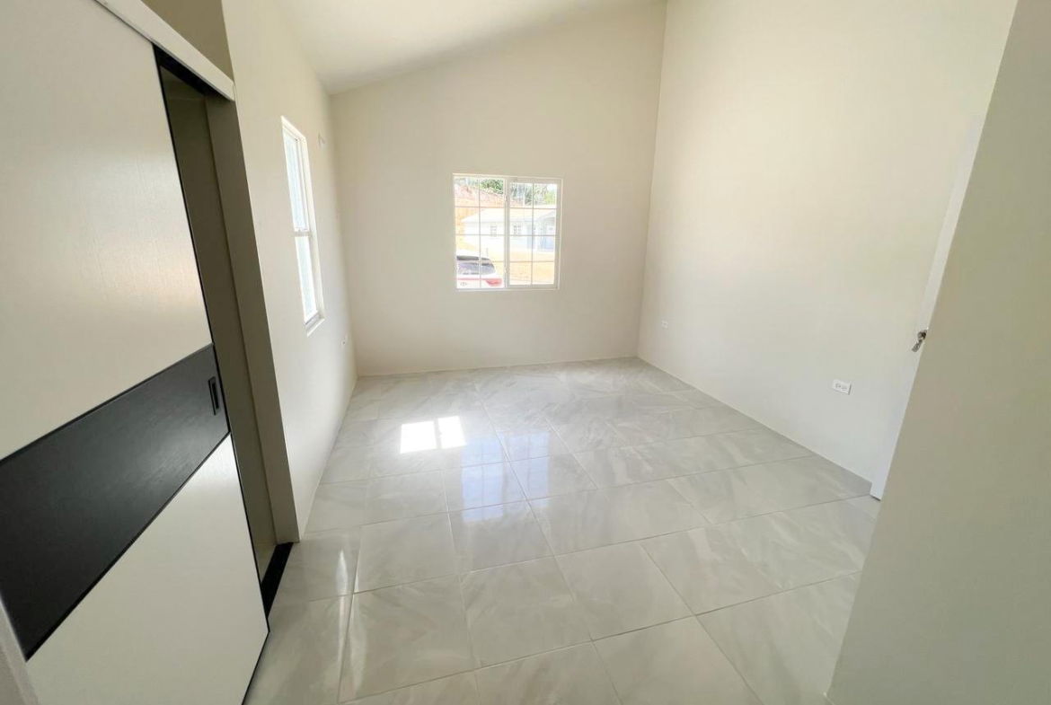 Seventh image of ph 4-lot 208 Camelot Village in Discovery Bay, St. Ann, Jamaica - property is For Rent