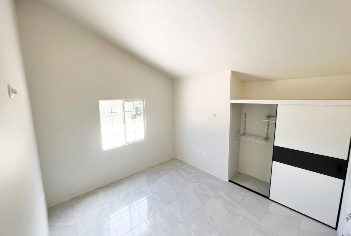 Eighth image of ph 4-lot 208 Camelot Village in Discovery Bay, St. Ann, Jamaica - property is For Rent