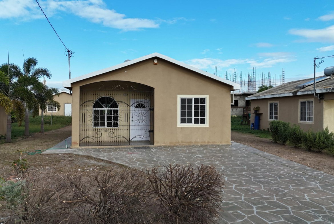 First image of 904 56 Lagoon Avenue, Phoenix in Phoenix Park, St. Catherine, Jamaica - property is For Rent