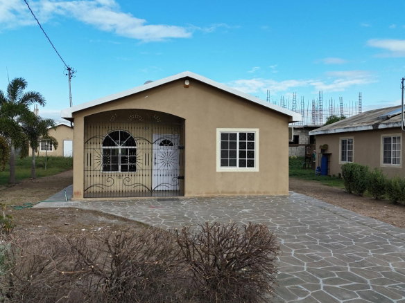 First image of 904 56 Lagoon Avenue, Phoenix in Phoenix Park, St. Catherine, Jamaica - property is For Rent