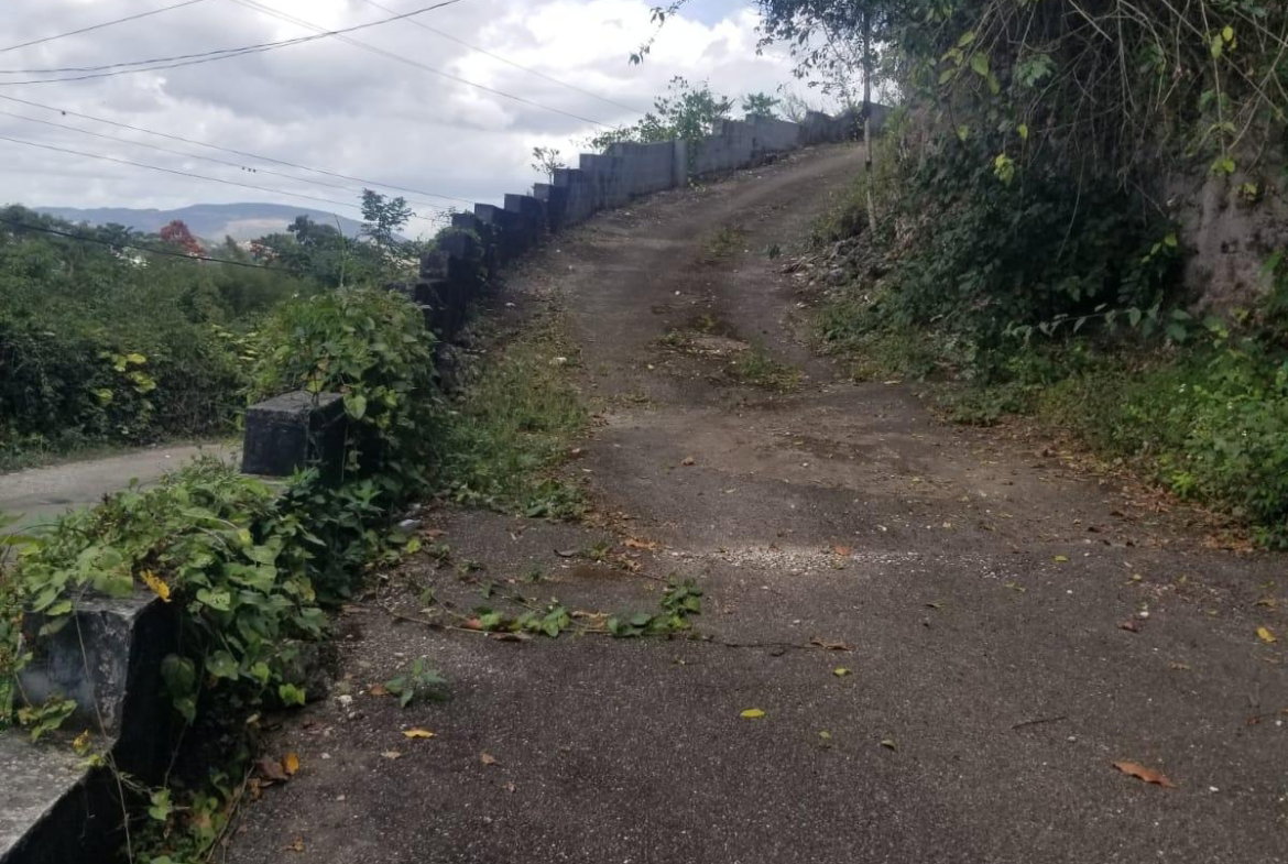 First image of 5a Perth Road in Mandeville, Manchester, Jamaica - property is For Sale