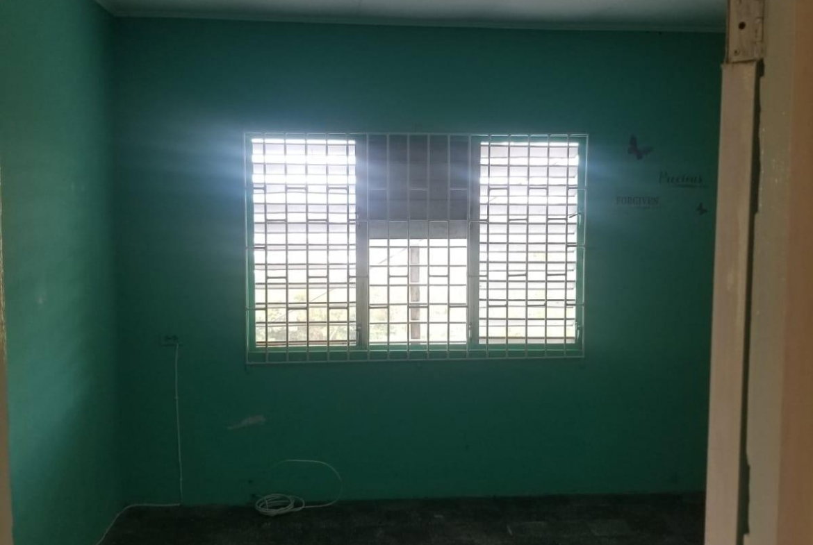 Eighteenth image of 5a Perth Road in Mandeville, Manchester, Jamaica - property is For Sale