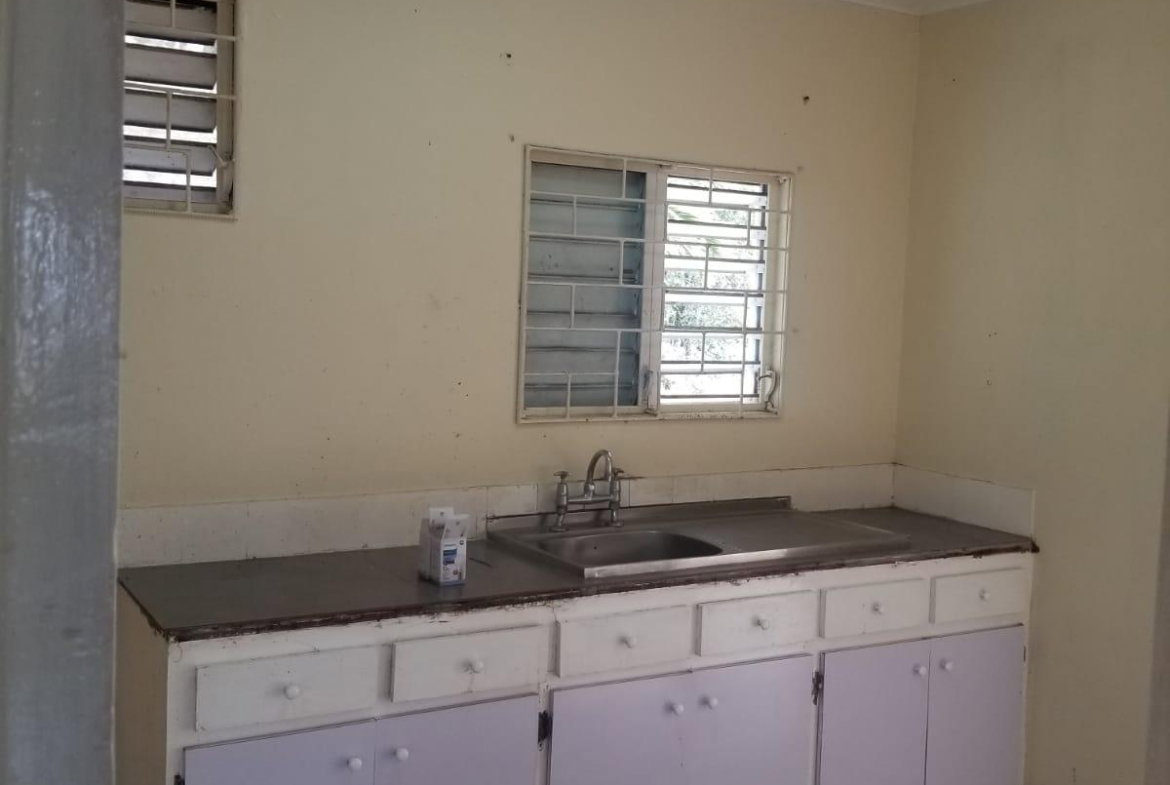 Twenty-Second image of 5a Perth Road in Mandeville, Manchester, Jamaica - property is For Sale