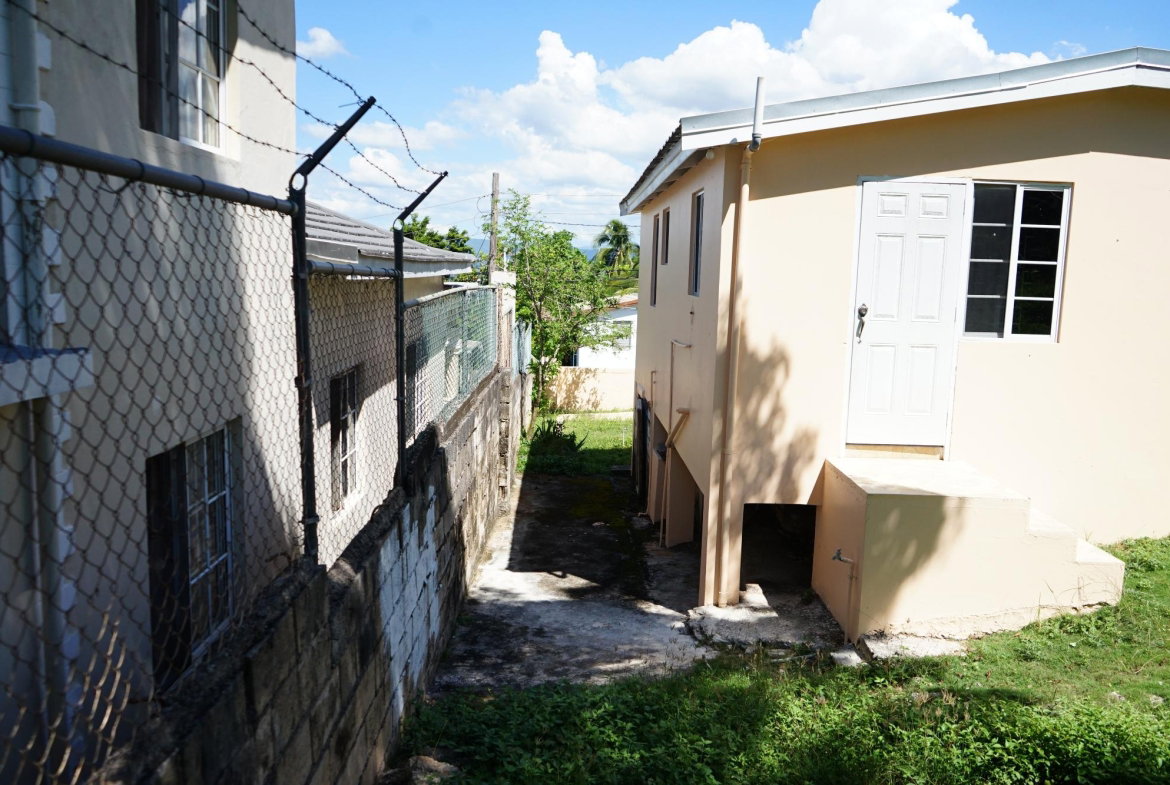 Ninth image of 35 Jerusalem in Santa Cruz, St. Elizabeth, Jamaica - property is For Sale