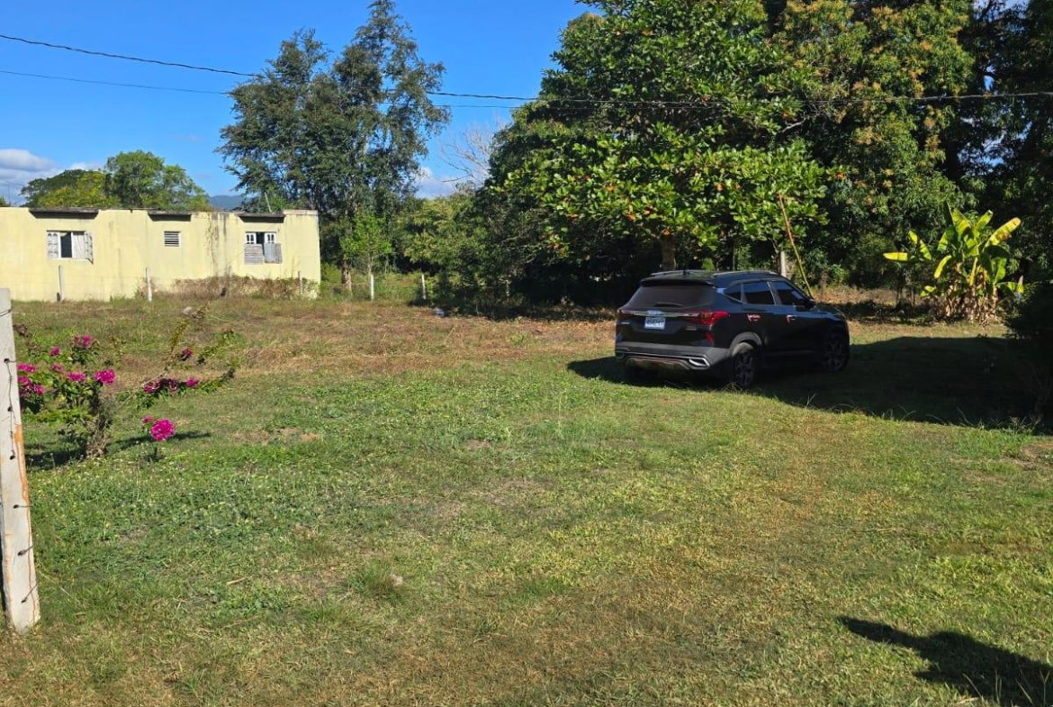 Fifth image of Lot 13a Santa Cruz Park in Santa Cruz, St. Elizabeth, Jamaica - property is For Sale