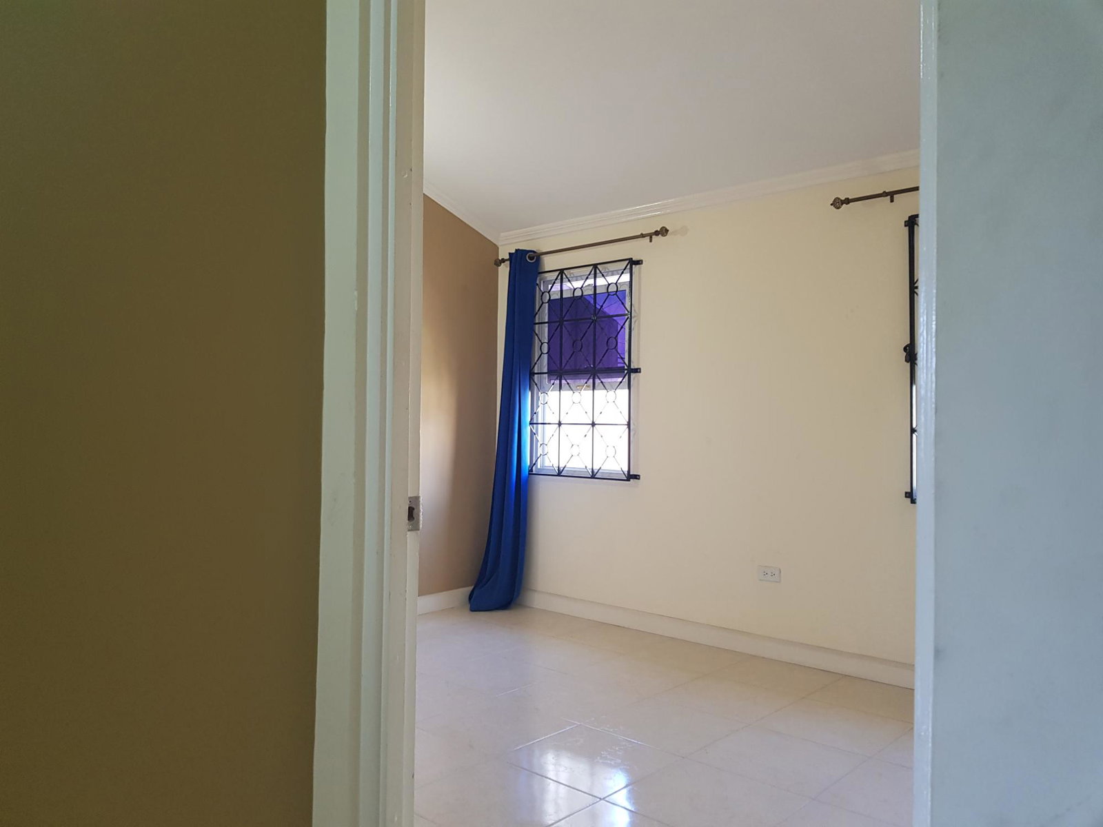 Twenty-Third image of 39- le Bermonde in Greater Portmore, St. Catherine, Jamaica - property is For Rent
