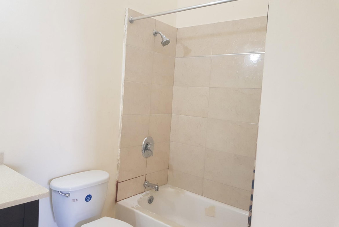Twenty-Ninth image of 39- le Bermonde in Greater Portmore, St. Catherine, Jamaica - property is For Rent
