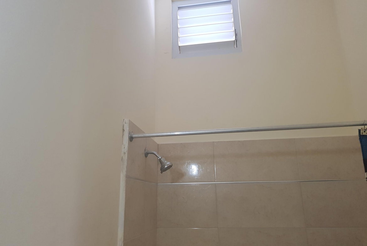Thirtieth image of 39- le Bermonde in Greater Portmore, St. Catherine, Jamaica - property is For Rent