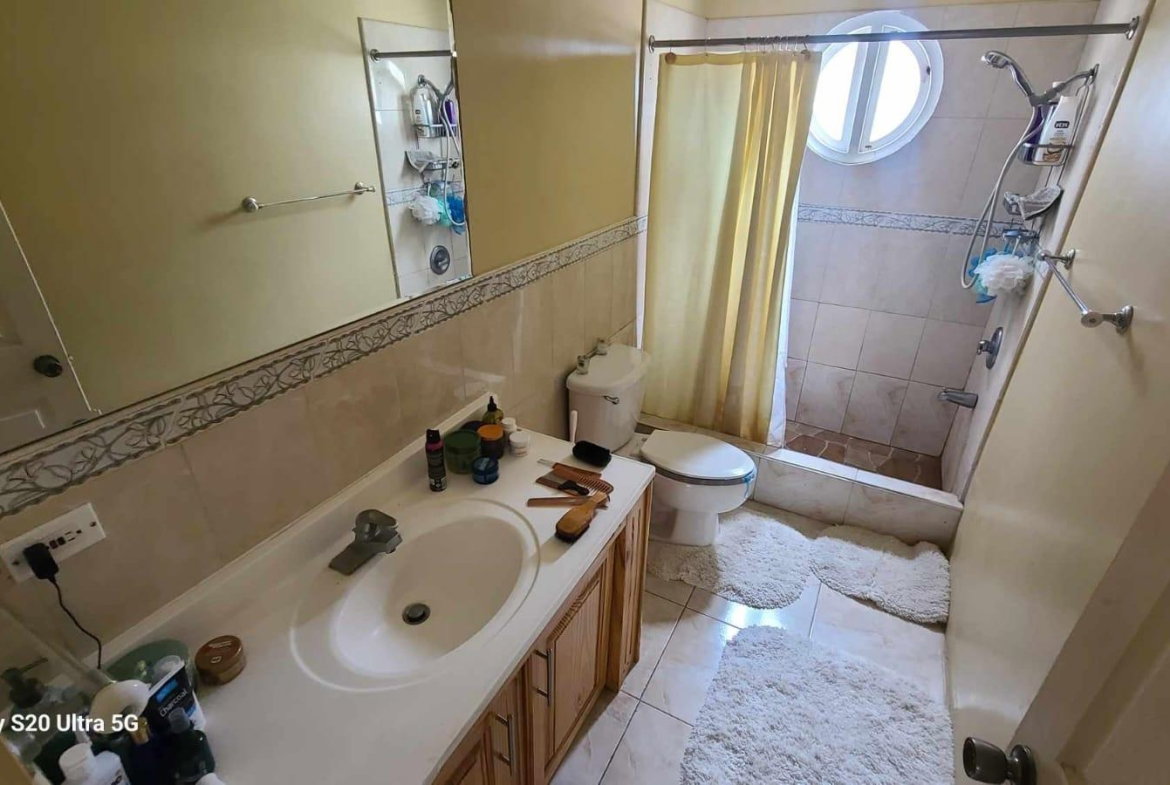 Eleventh image of 52-52 Guildford Close, Portmore in Greater Portmore, St. Catherine, Jamaica - property is For Sale