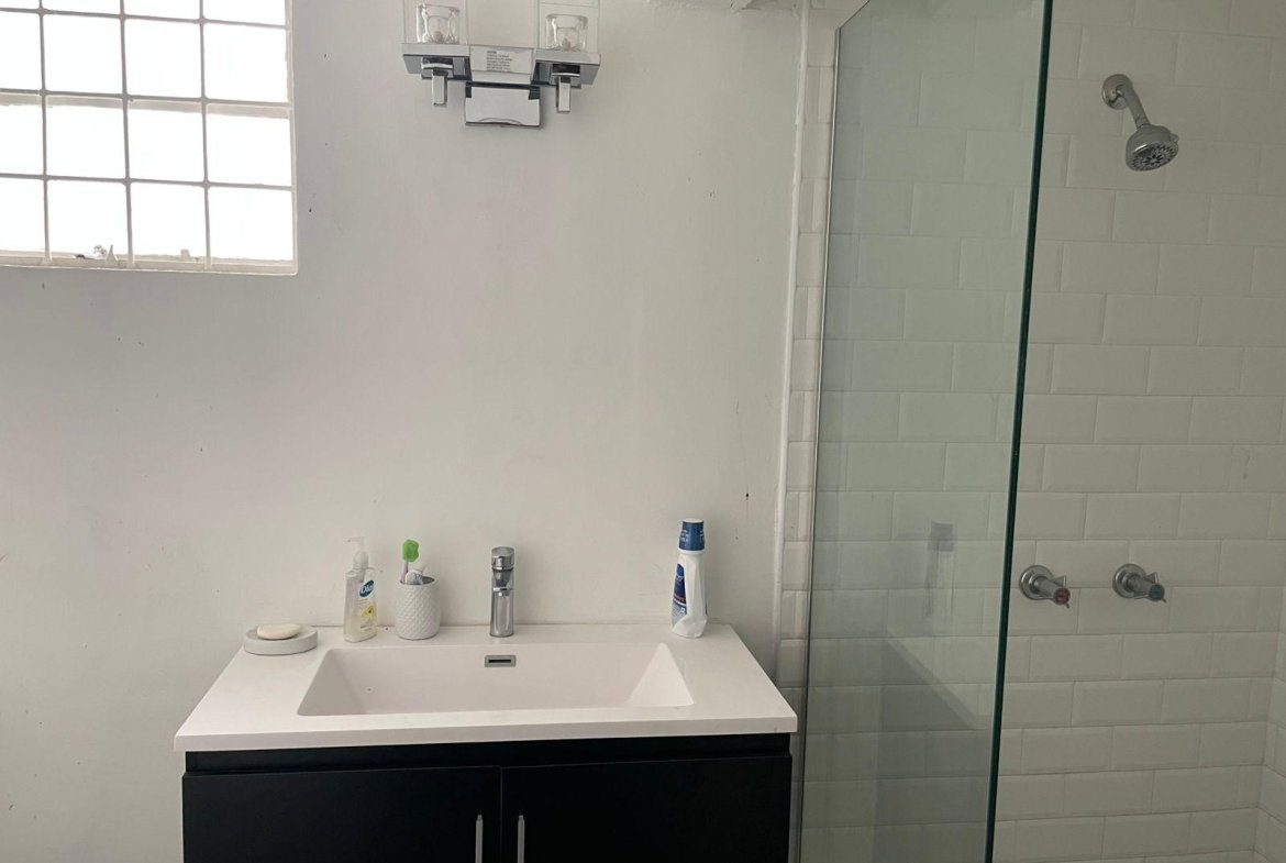 Eleventh image of 4 Avesbury Ave Beverly Hill in Kingston 6, St. Andrew, Jamaica - property is For Sale