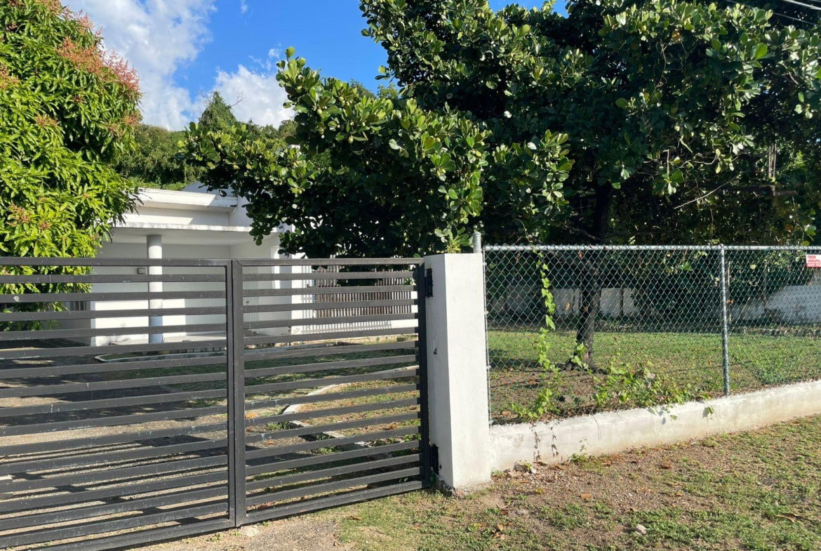 First image of 4 Avesbury Ave Beverly Hill in Kingston 6, St. Andrew, Jamaica - property is For Sale