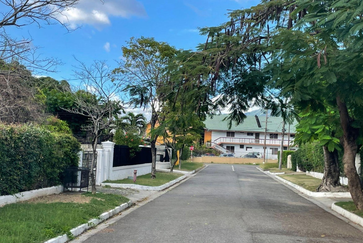 Twenty-Third image of 4 Avesbury Ave Beverly Hill in Kingston 6, St. Andrew, Jamaica - property is For Sale