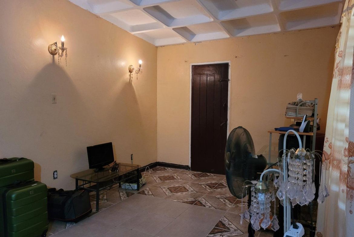 Seventh image of 241 Getz Avenue, Bridgeport in Bridgeport, St. Catherine, Jamaica - property is For Sale