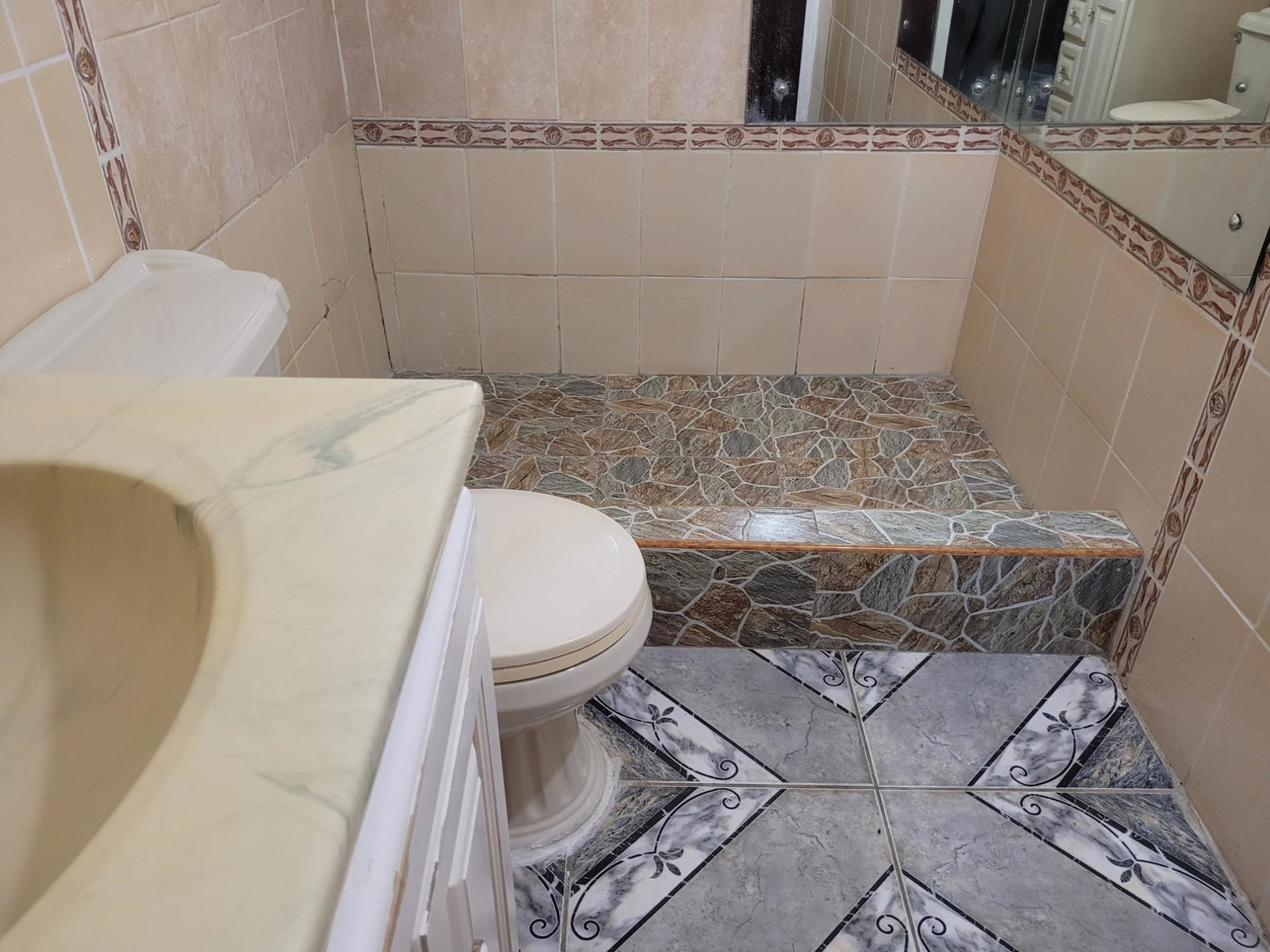 Ninth image of 241 Getz Avenue, Bridgeport in Bridgeport, St. Catherine, Jamaica - property is For Sale