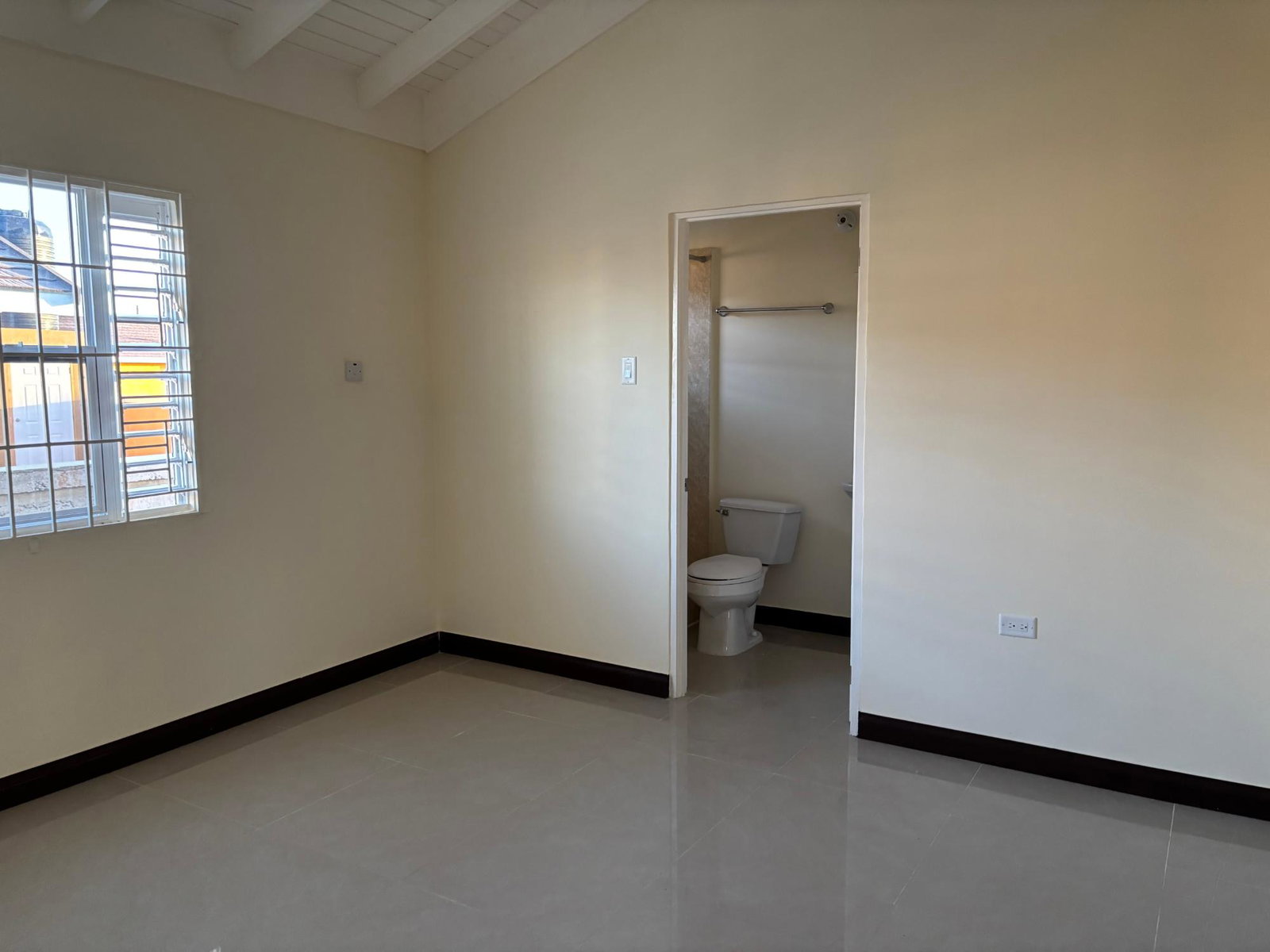 Twelfth image of 373 Castle View Drive, Colbec in Old Harbour, St. Catherine, Jamaica - property is For Rent