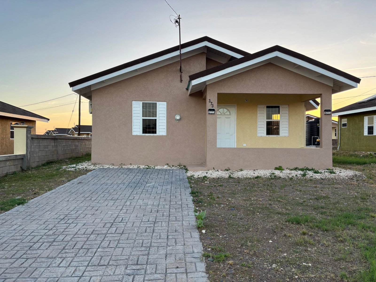 Seventeenth image of 373 Castle View Drive, Colbec in Old Harbour, St. Catherine, Jamaica - property is For Rent