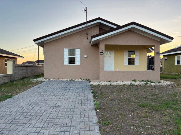 Seventeenth image of 373 Castle View Drive, Colbec in Old Harbour, St. Catherine, Jamaica - property is For Rent