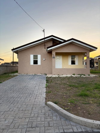Eighteenth image of 373 Castle View Drive, Colbec in Old Harbour, St. Catherine, Jamaica - property is For Rent