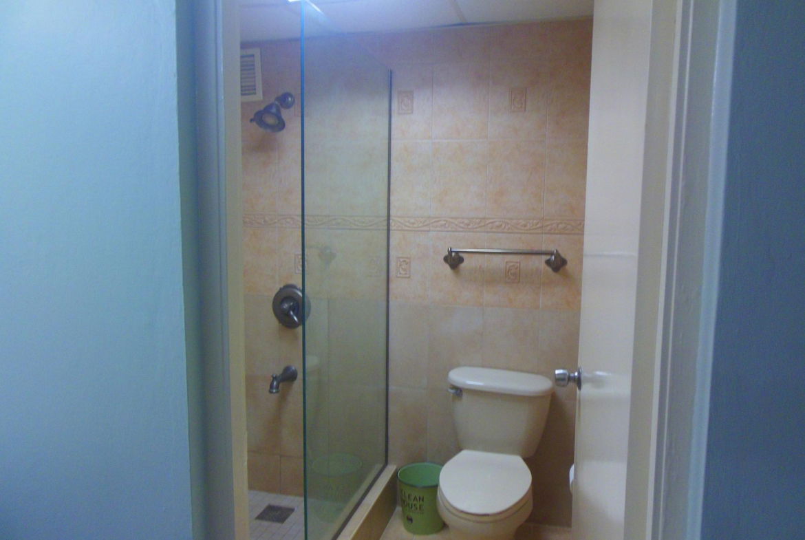 Twenty-Fourth image of 3a East-17 Kingsway in Kingston 10, St. Andrew, Jamaica - property is For Rent