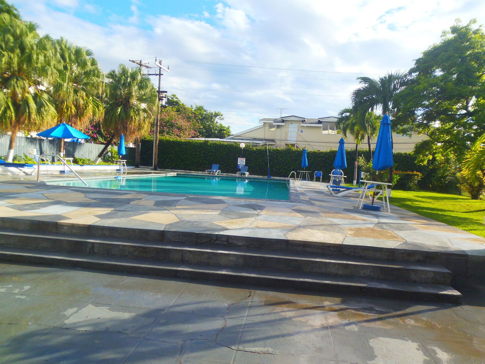 Twenty-Ninth image of 3a East-17 Kingsway in Kingston 10, St. Andrew, Jamaica - property is For Rent