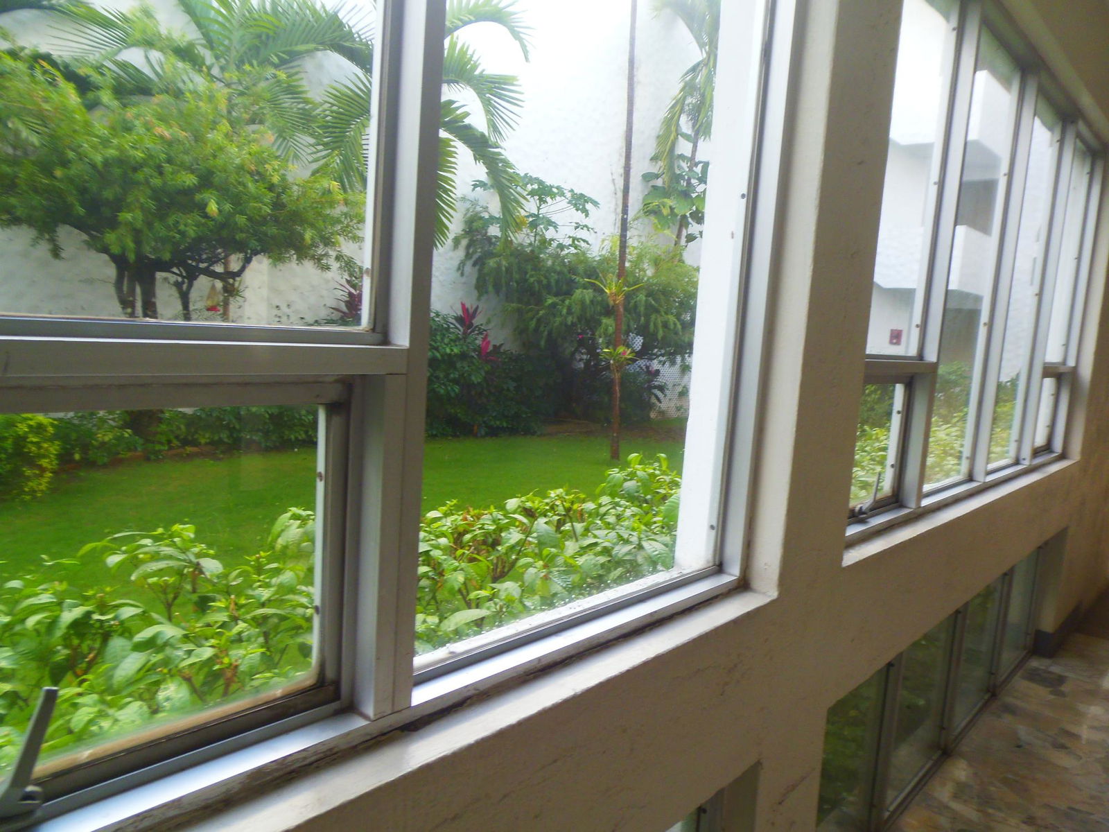 Sixth image of 3a East-17 Kingsway in Kingston 10, St. Andrew, Jamaica - property is For Rent