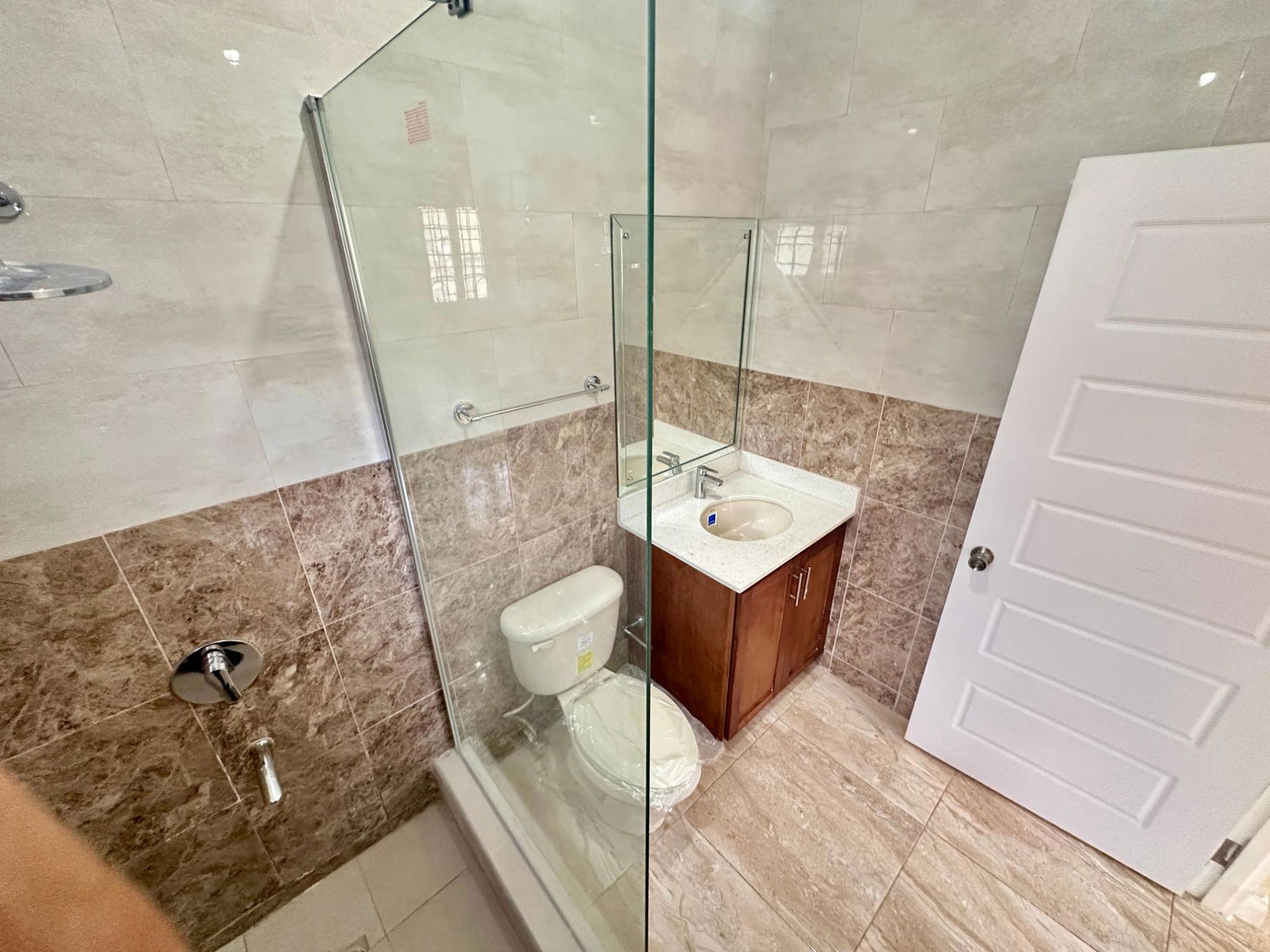 Charming-3-Bedroom-Ground-Floor-Unit-for-Rent-in-Plantation-Heights-St.-Andrew Fifteenth image of Plantation Heights in Red Hills, St. Andrew, Jamaica - property is For Rent