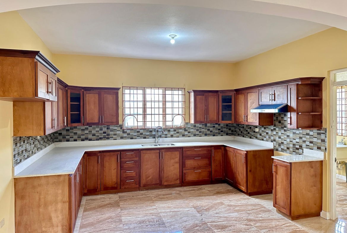 Twenty-First image of Plantation Heights in Red Hills, St. Andrew, Jamaica - property is For Rent