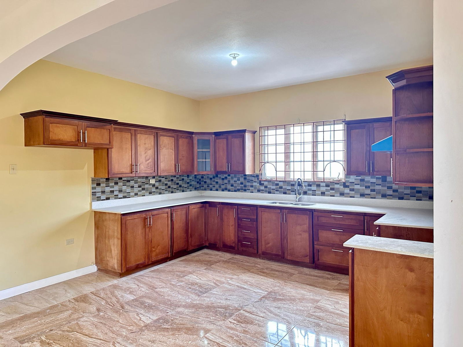 Charming-3-Bedroom-Ground-Floor-Unit-for-Rent-in-Plantation-Heights-St.-Andrew Twenty-Second image of Plantation Heights in Red Hills, St. Andrew, Jamaica - property is For Rent