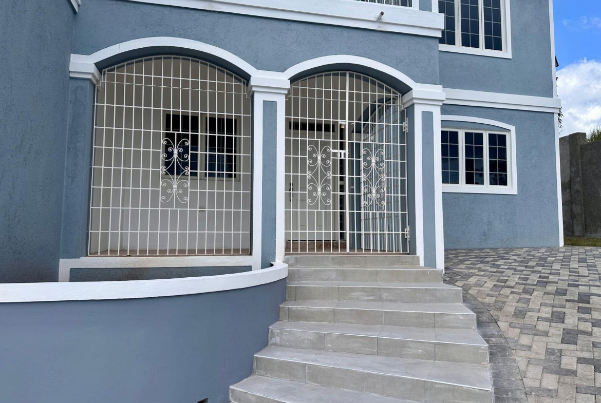 Seventh image of Plantation Heights in Red Hills, St. Andrew, Jamaica - property is For Rent