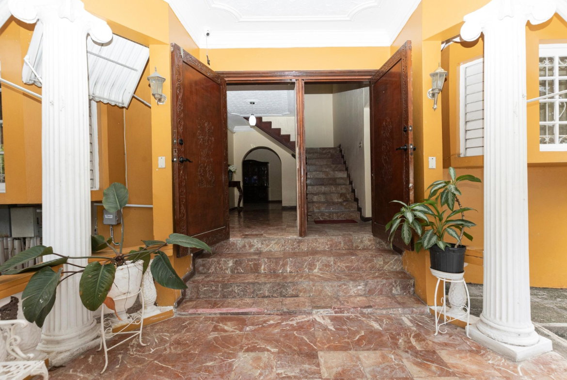 Third image of Lower-2 Upper Russell Heights in Kingston 8, St. Andrew, Jamaica - property is For Rent
