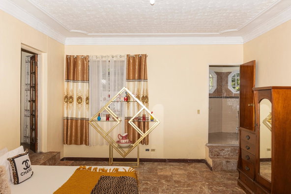 Seventh image of Lower-2 Upper Russell Heights in Kingston 8, St. Andrew, Jamaica - property is For Rent