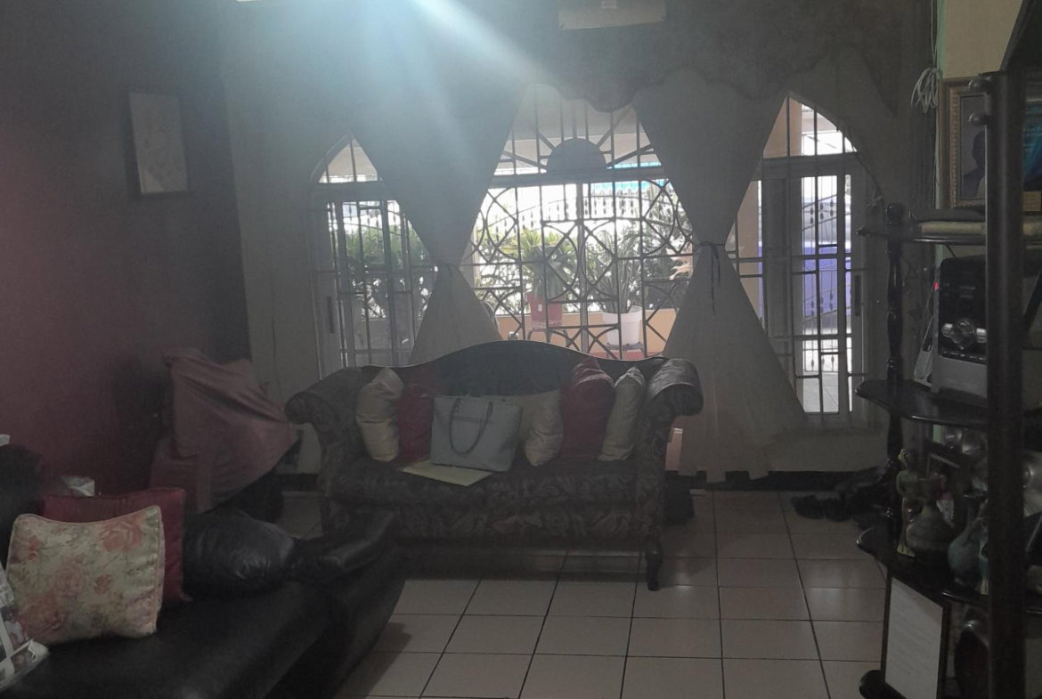 Fourth image of 10 Spring Crescent in Bridgeport, St. Catherine, Jamaica - property is For Sale