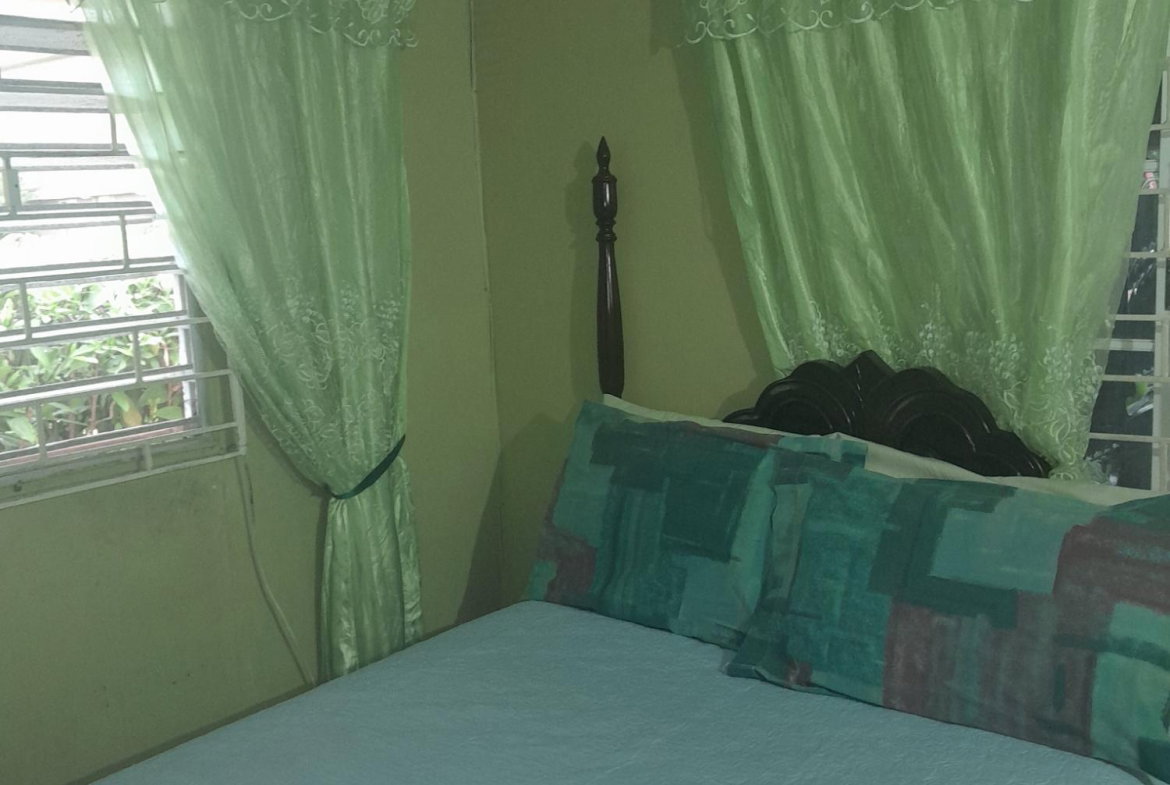 Seventh image of 10 Spring Crescent in Bridgeport, St. Catherine, Jamaica - property is For Sale